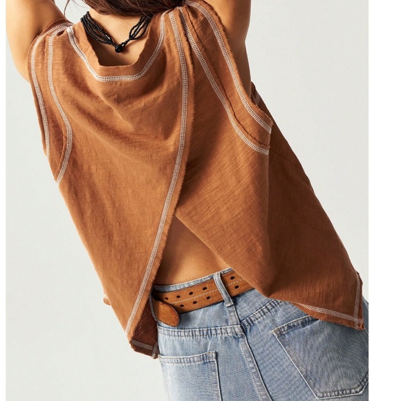 Solid Reverse Stitch Oversized High Low Sleeveless Top - Picture 1 of 11